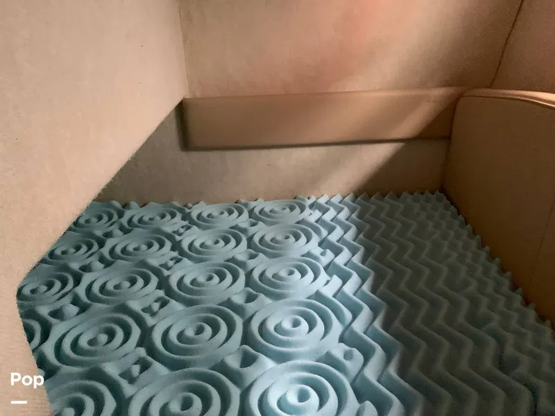 Slide: The Image of Bayliner Avanti 3258 1999 - 15491837