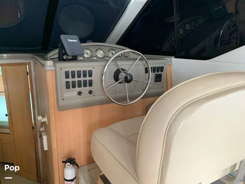 Slide: The Image of Bayliner Avanti 3258 1999 - 15491850