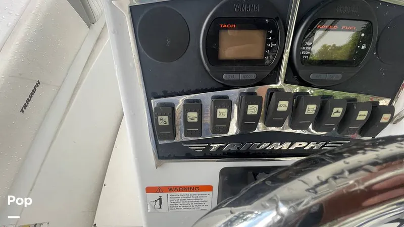 Slide: The Image of Triumph 235 CC 2009 - 15665797