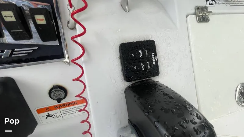 Slide: The Image of Triumph 235 CC 2009 - 15665800