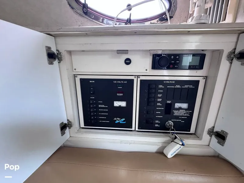 Slide: The Image of Sea Ray 290 Sundancer 1997 - 15553726