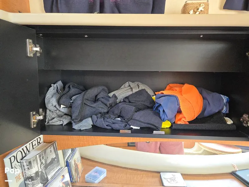 Slide: The Image of Sea Ray 320 Sundancer 2006 - 15581195