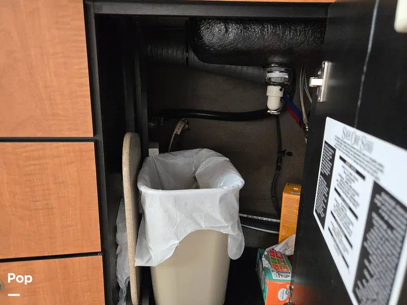 Slide: The Image of Sea Ray 320 Sundancer 2006 - 15581207