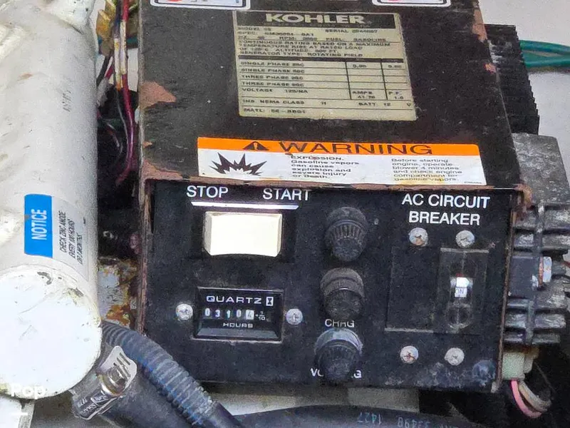 Slide: The Image of Sea Ray 320 Sundancer 2006 - 15581478