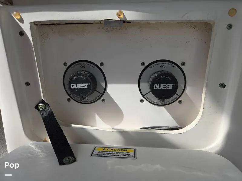 Slide: The Image of Sea Ray 320 Sundancer 2006 - 15581079