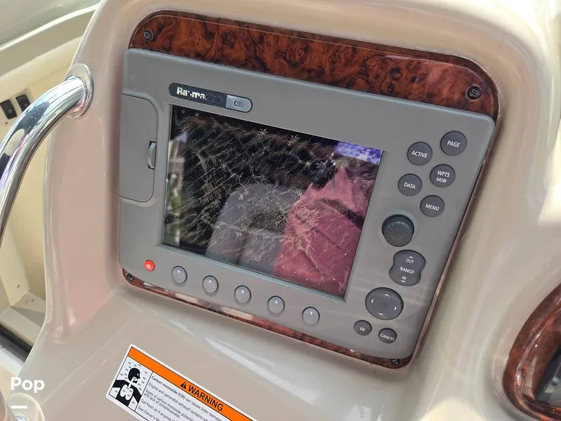 Slide: The Image of Sea Ray 320 Sundancer 2006 - 15581095