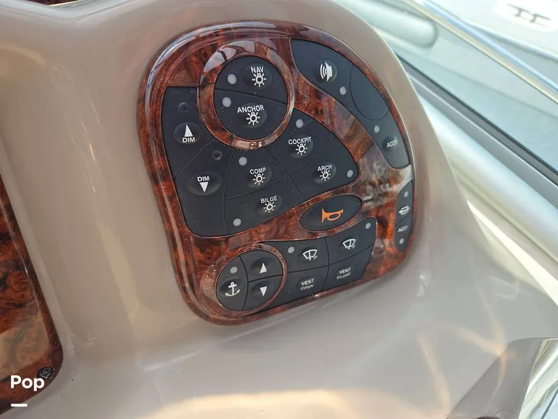 Slide: The Image of Sea Ray 320 Sundancer 2006 - 15581097