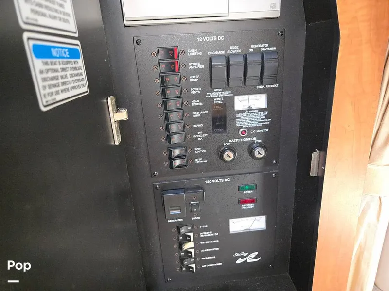 Slide: The Image of Sea Ray 320 Sundancer 2006 - 15581186