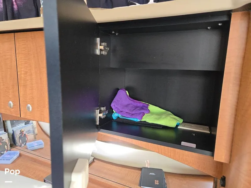 Slide: The Image of Sea Ray 320 Sundancer 2006 - 15581194