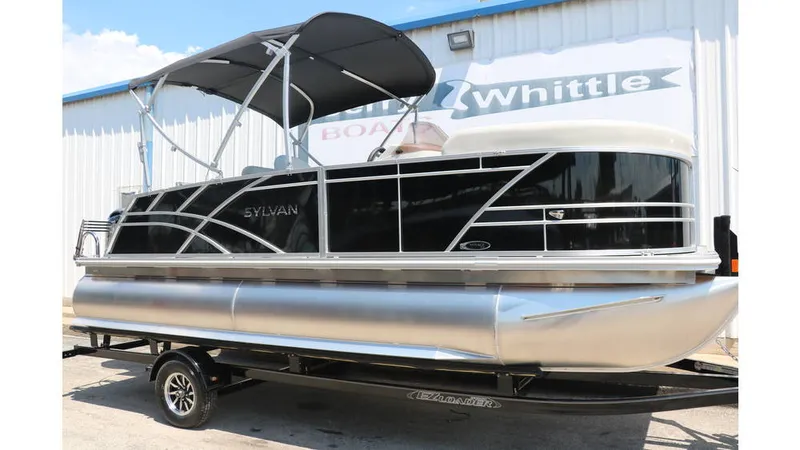 Slide: The Image of Sylvan Mirage 820 CLZ DH 2025 - 13