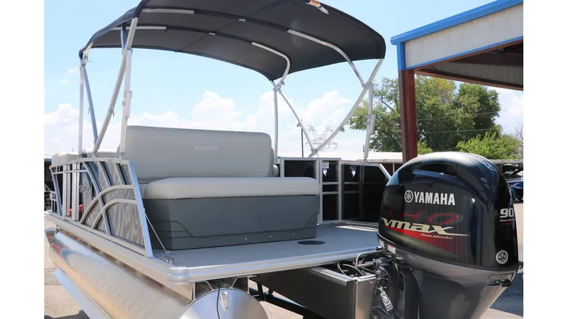 Slide: The Image of Sylvan Mirage 820 CLZ DH 2025 - 5