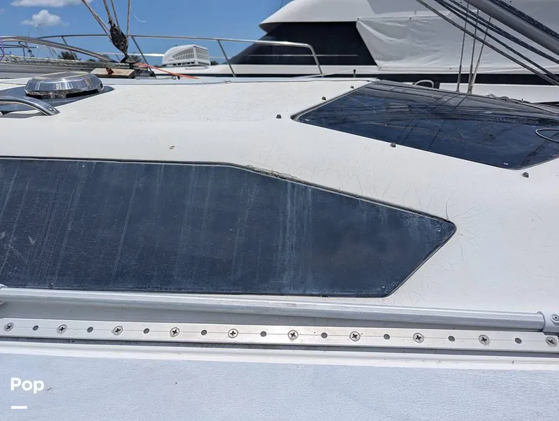 Slide: The Image of Hunter 40.5 Legend 1996 - 15556828