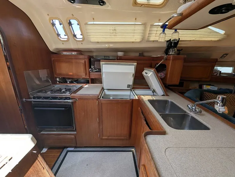 Slide: The Image of Hunter 40.5 Legend 1996 - 15556725