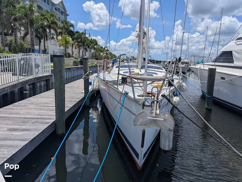 Slide: The Image of Hunter 40.5 Legend 1996 - 15556834