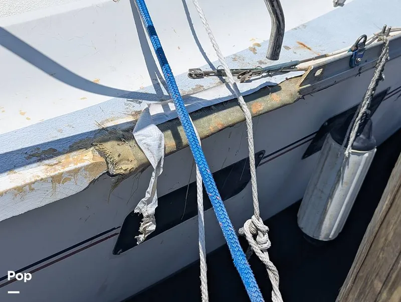 Slide: The Image of Hunter 40.5 Legend 1996 - 15758082