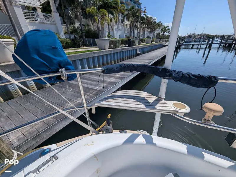 Slide: The Image of Hunter 40.5 Legend 1996 - 16273252