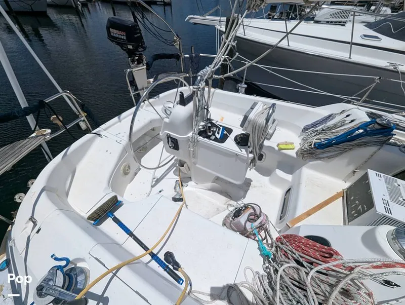 Slide: The Image of Hunter 40.5 Legend 1996 - 15556714