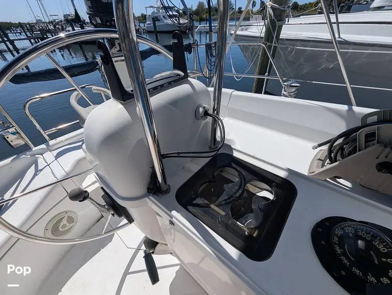 Slide: The Image of Hunter 40.5 Legend 1996 - 16273259