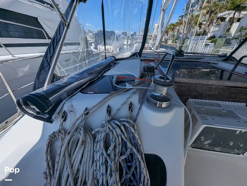 Slide: The Image of Hunter 40.5 Legend 1996 - 16273261