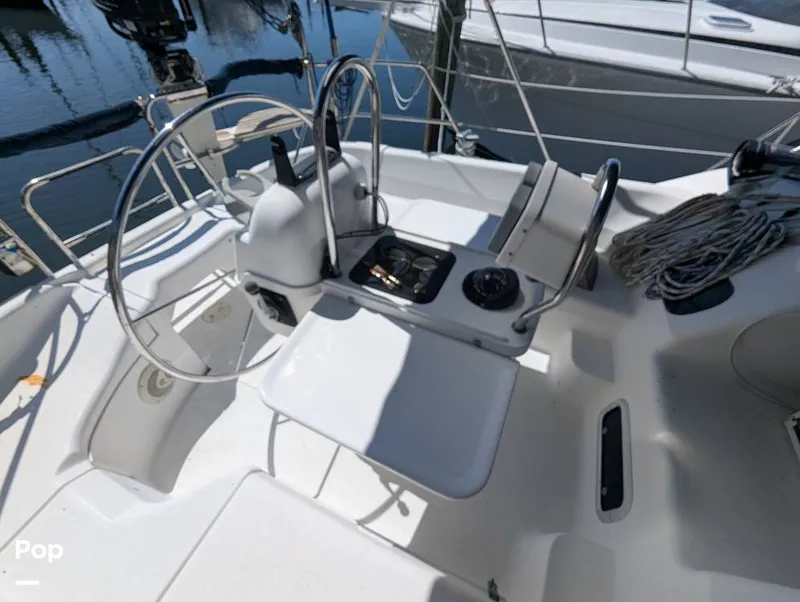 Slide: The Image of Hunter 40.5 Legend 1996 - 16273269