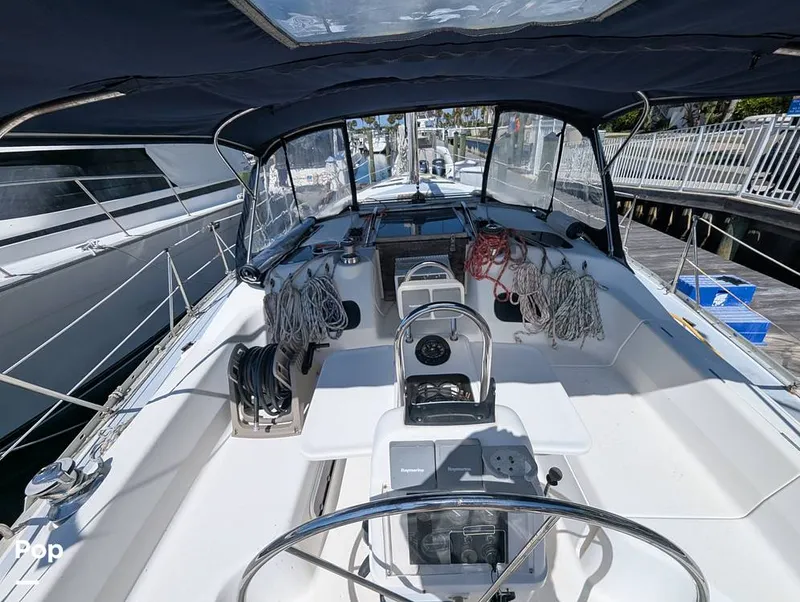 Slide: The Image of Hunter 40.5 Legend 1996 - 16273271