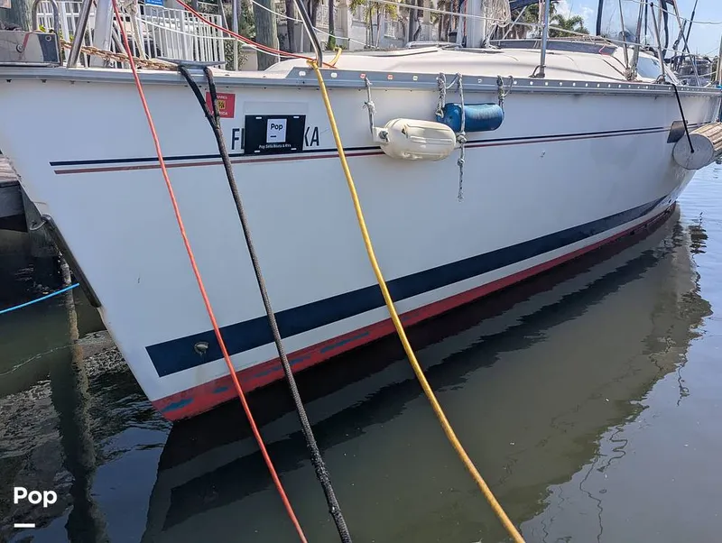 Slide: The Image of Hunter 40.5 Legend 1996 - 16273282