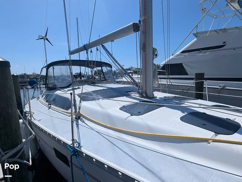 Slide: The Image of Hunter 40.5 Legend 1996 - 16273293