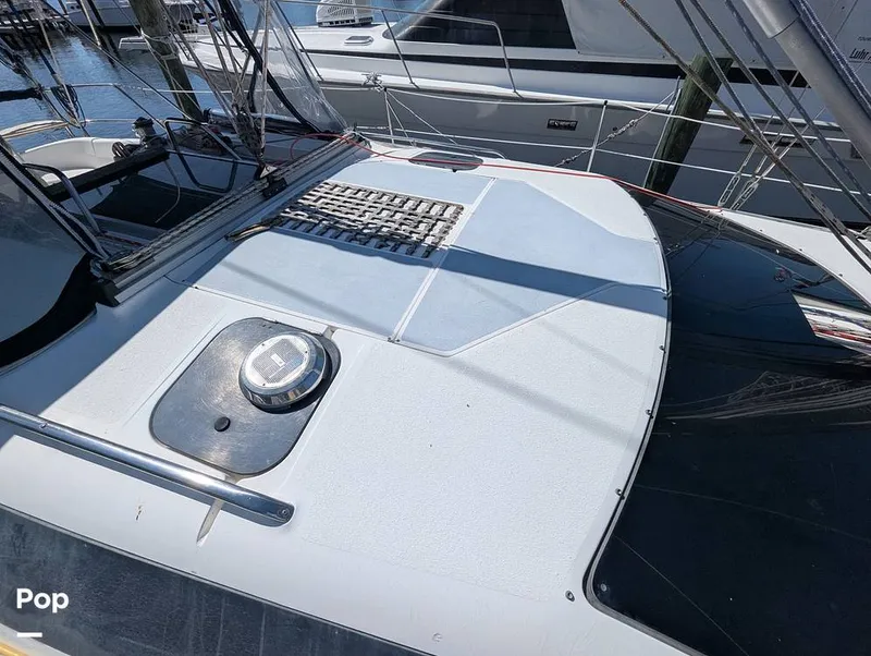 Slide: The Image of Hunter 40.5 Legend 1996 - 16273296