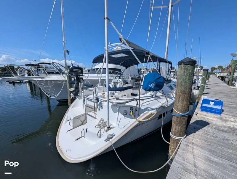 Slide: The Image of Hunter 40.5 Legend 1996 - 16273302