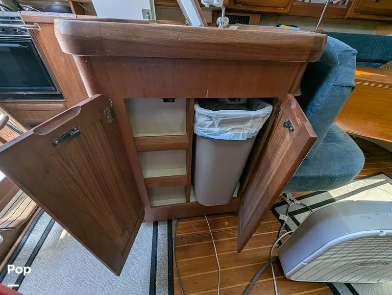 Slide: The Image of Hunter 40.5 Legend 1996 - 15556730