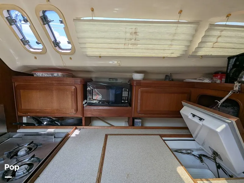 Slide: The Image of Hunter 40.5 Legend 1996 - 15556732