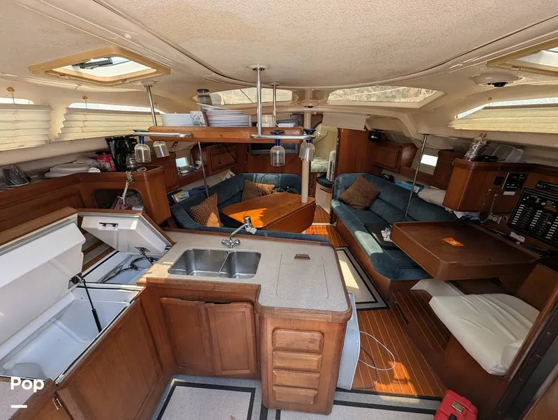 Slide: The Image of Hunter 40.5 Legend 1996 - 15556715