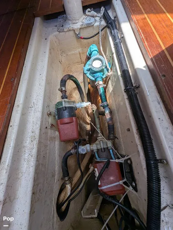 Slide: The Image of Hunter 40.5 Legend 1996 - 15556743