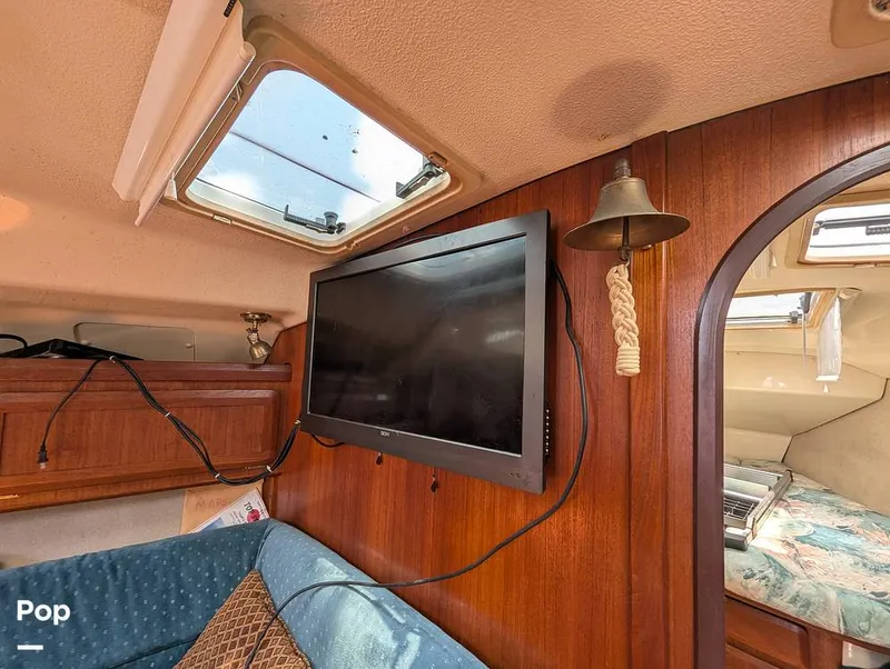 Slide: The Image of Hunter 40.5 Legend 1996 - 15556744