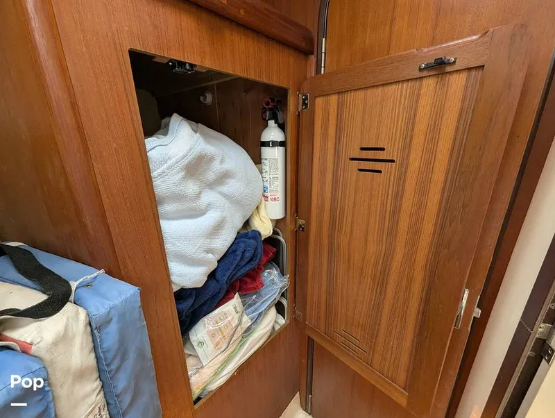 Slide: The Image of Hunter 40.5 Legend 1996 - 15556752