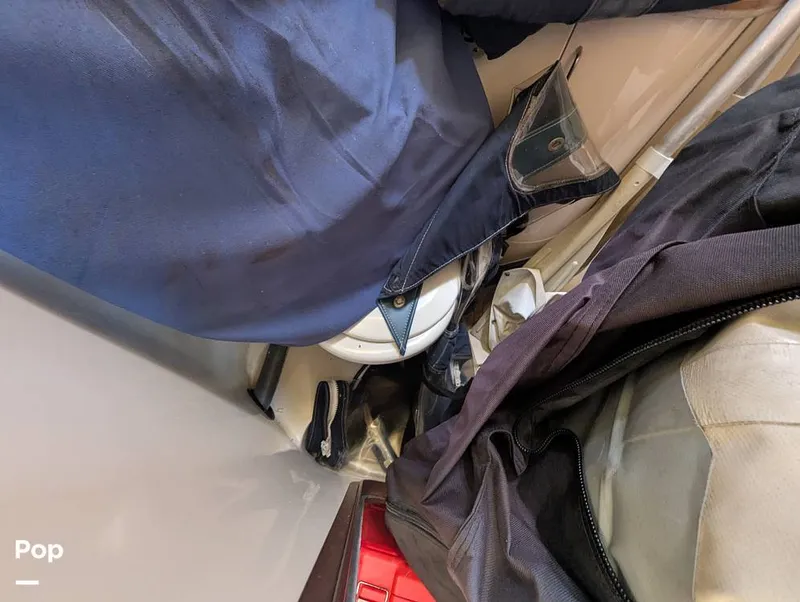 Slide: The Image of Hunter 40.5 Legend 1996 - 15556759