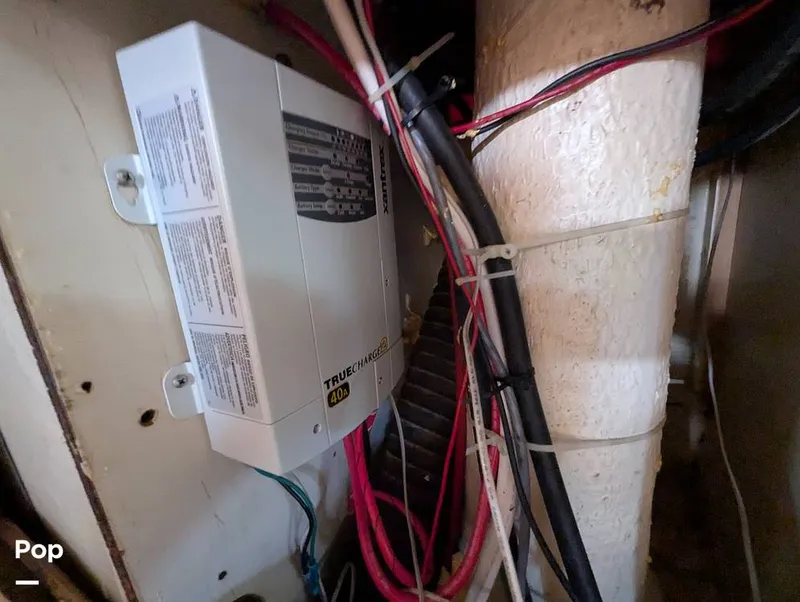 Slide: The Image of Hunter 40.5 Legend 1996 - 15556768