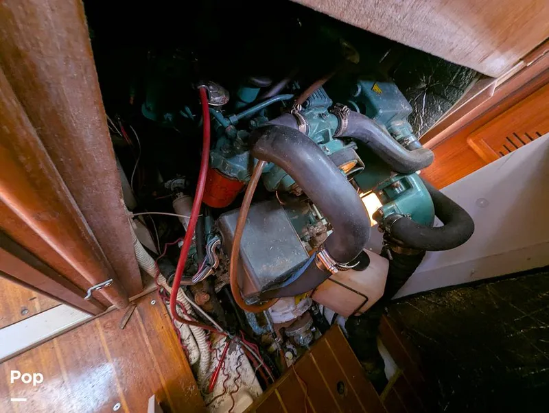 Slide: The Image of Hunter 40.5 Legend 1996 - 15556772