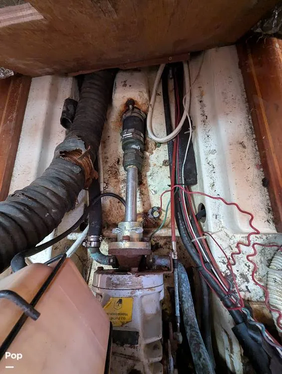 Slide: The Image of Hunter 40.5 Legend 1996 - 15556773