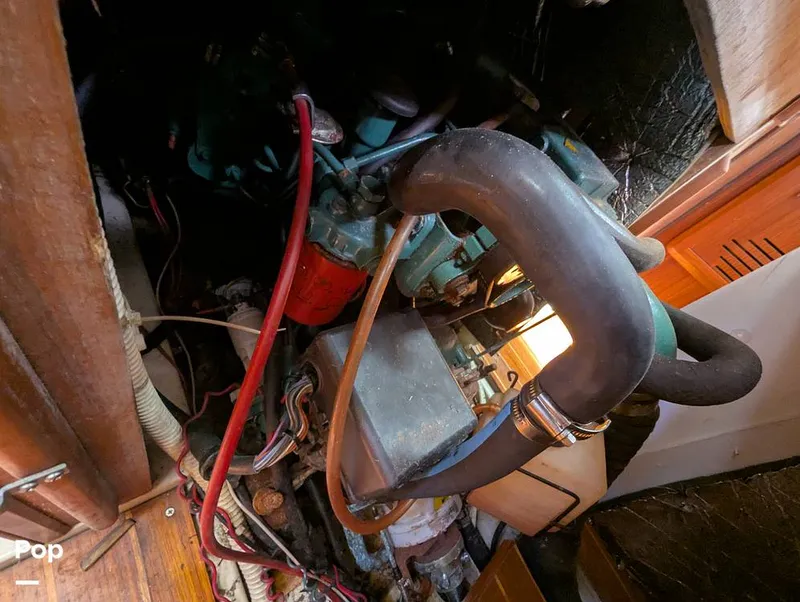 Slide: The Image of Hunter 40.5 Legend 1996 - 15556774