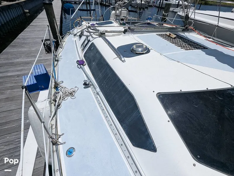 Slide: The Image of Hunter 40.5 Legend 1996 - 15556805