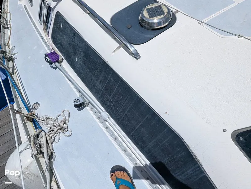 Slide: The Image of Hunter 40.5 Legend 1996 - 15556806