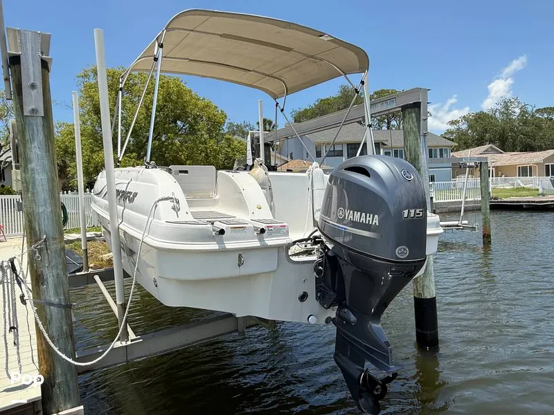 Slide: The Image of 115 HP Yamaha Engine - 15500510