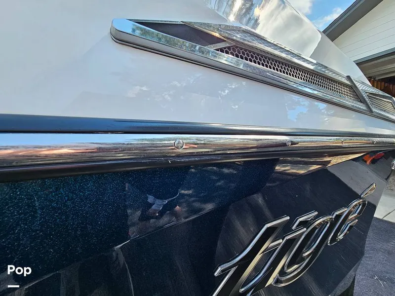 Slide: The Image of Tige 23RZX 2021 - 15534186