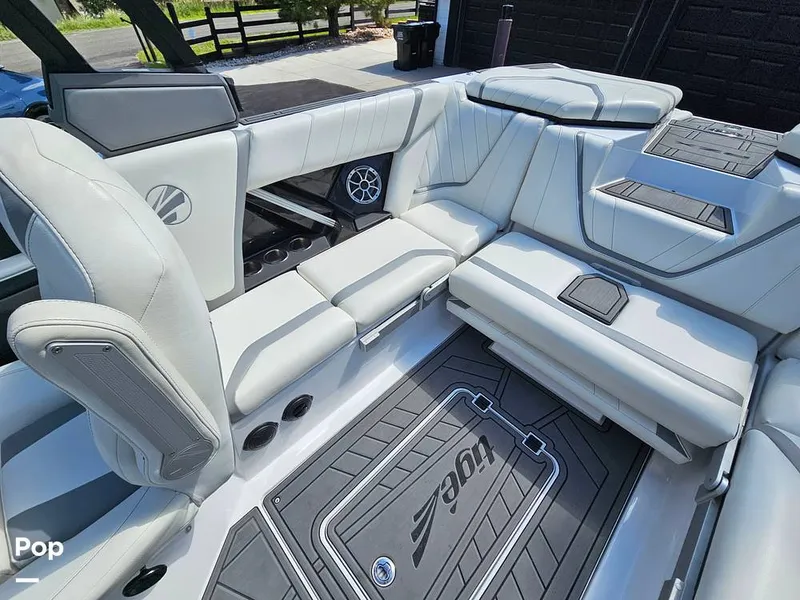 Slide: The Image of Tige 23RZX 2021 - 15534133