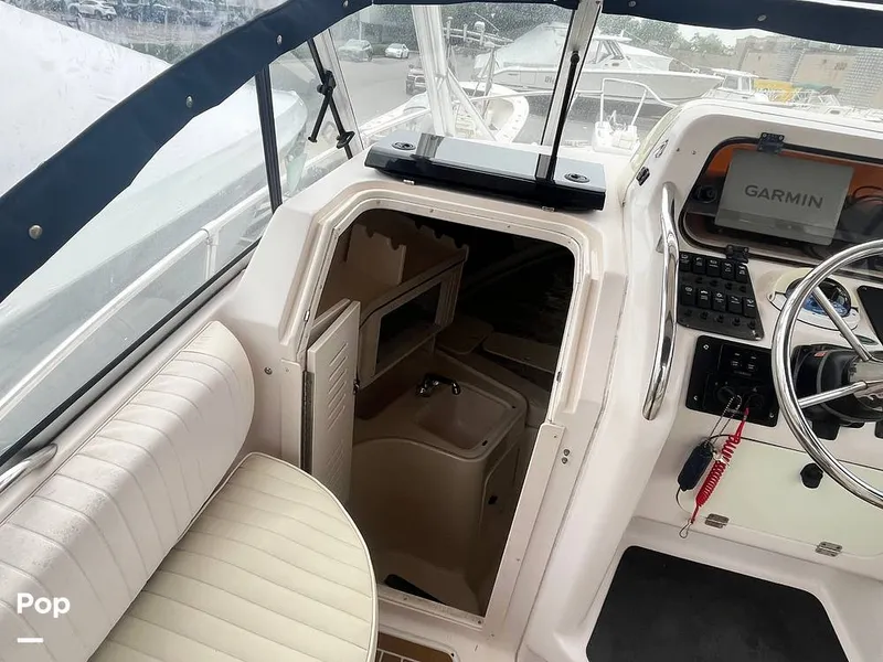 Slide: The Image of Grady-White Express 265 2002 - 15508952