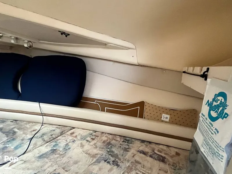 Slide: The Image of Grady-White Express 265 2002 - 15508963