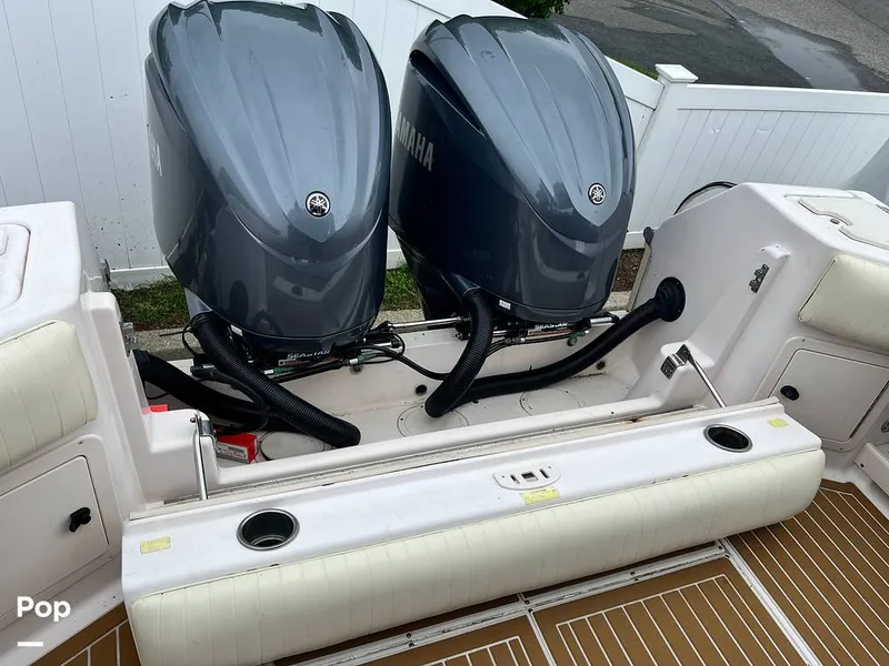 Slide: The Image of Grady-White Express 265 2002 - 15508987