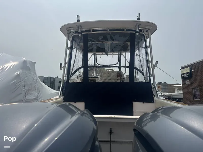 Slide: The Image of Grady-White Express 265 2002 - 15541901