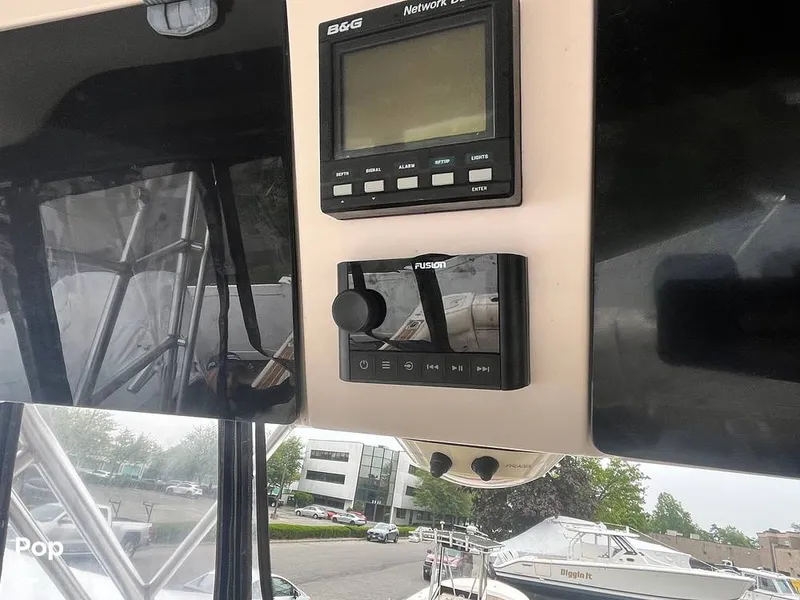 Slide: The Image of Grady-White Express 265 2002 - 15508949